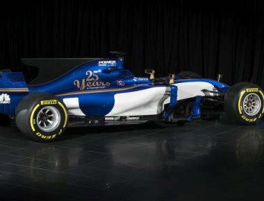 F1: Η Sauber C36 βρέθηκε στην πίστα της Βαρκελώνης (βίντεο)